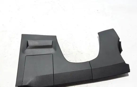 Renault Captur II Panel trim 689212623R