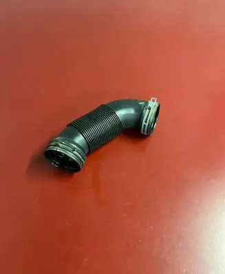Volkswagen PASSAT B8 USA Air intake hose/pipe 5C0129684B 5C0129684
