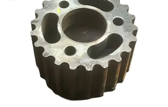 Volkswagen Tiguan Fuel pump gear (pulley) 03L130111B