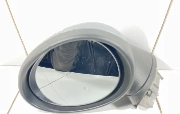 Mini One - Cooper Coupe R56 Front door electric wing mirror