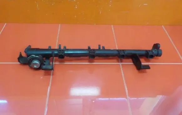 Ford B-MAX Fuel line pipe 8A6G9H487AC 14XZ17