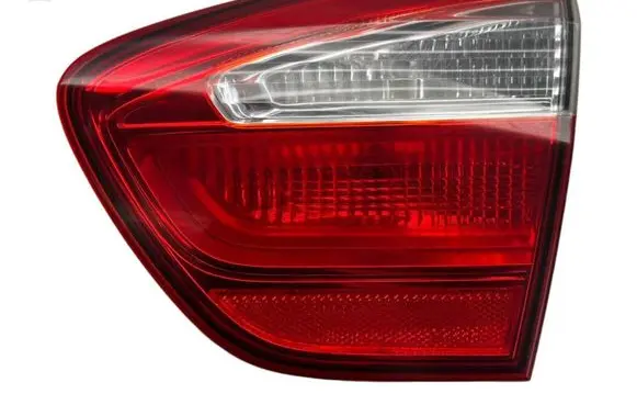 KIA Rio Tailgate rear/tail lights 924041W2