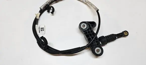 Jeep Grand Cherokee WL Gear shift cable linkage P68525700AD 68525700AD