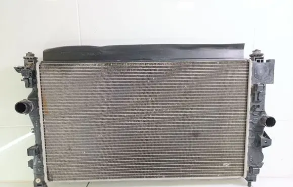 Opel Astra J Coolant radiator 13267662