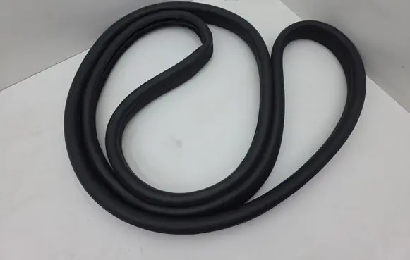 Mercedes-Benz E W213 Front door rubber seal A2136970051