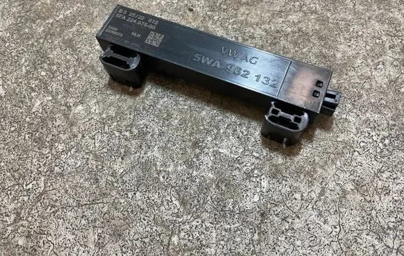 Volkswagen ID.3 Keyless system antenna 5WA962132 5EA22407500