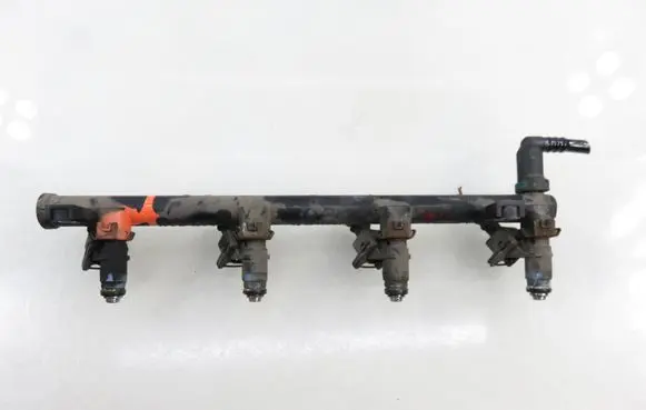 Renault Megane II Fuel main line pipe 8200139674