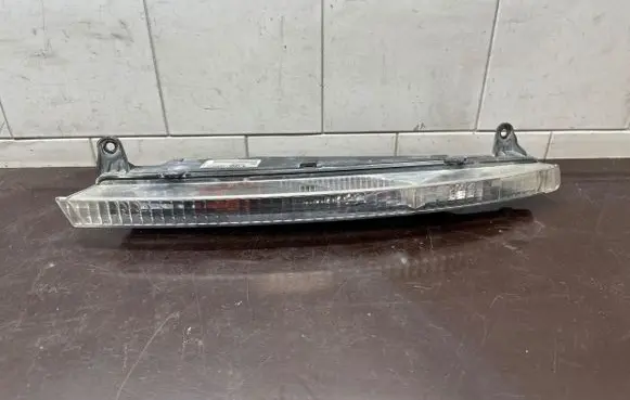 Audi Q7 4L Front indicator light 4L0953042