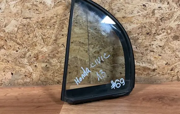 Honda Civic Rear side window A000751 43R0005834