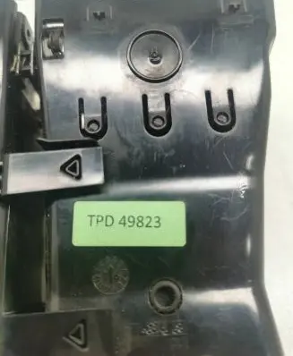 Volvo XC90 Rear air vent grill 0947800402 21032016 31365121