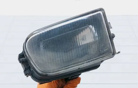 BMW 5 E39 Front fog light 63178377942 8377942