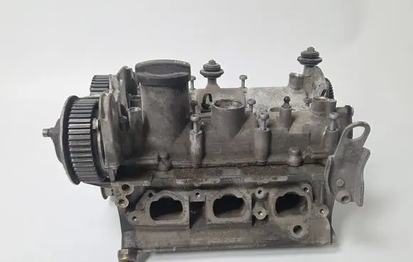 Skoda Fabia Mk4 (6VA) Engine head 05C103404B