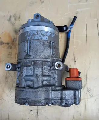 KIA Sportage Air conditioning (A/C) compressor (pump)