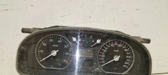 Renault Laguna I Speedometer (instrument cluster) 8200263353