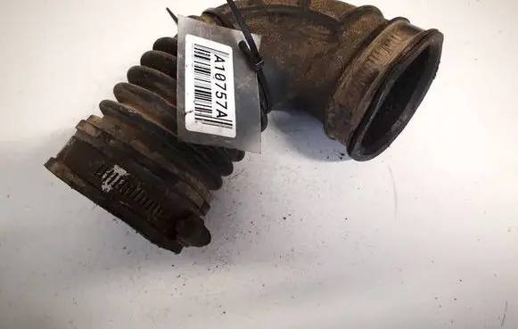 Air intake hose/pipe