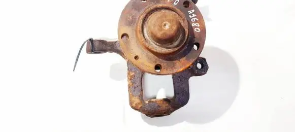 Mercedes-Benz Sprinter W901 W902 W903 W904 Front wheel hub