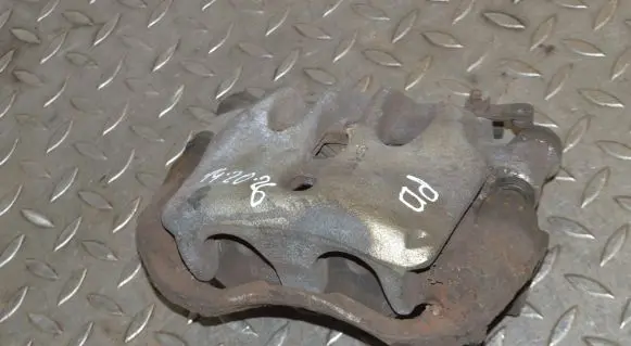 Iveco Daily 5th gen Front brake caliper
