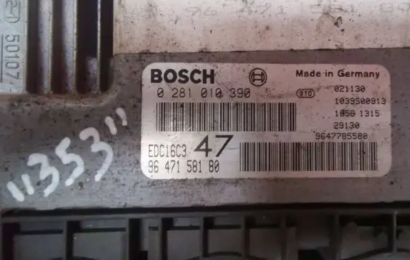 Peugeot 206 Engine control unit/module 9647785580 0281010390 9647158180