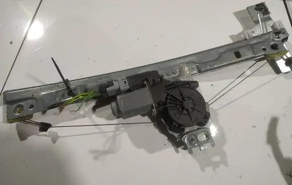 Sliding door window regulator with motor