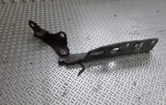 Nissan Terrano Engine bonnet/hood hinges