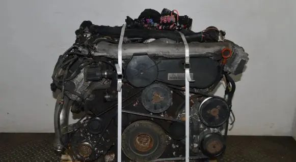 Audi A5 8T 8F Engine