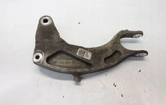 Audi Q7 4M Lower shock absorber bracket 4M0413038N 4M0413038NOK