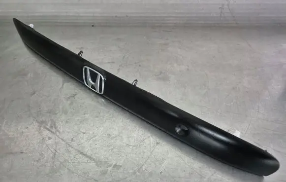 Honda Civic Tailgate trim 74890S5TE010M1