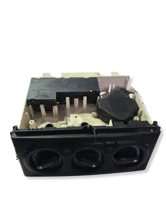 Renault Laguna I Climate control unit 9041703027