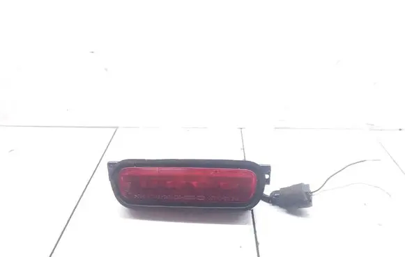 KIA Sorento Third/center stoplight 927003E0