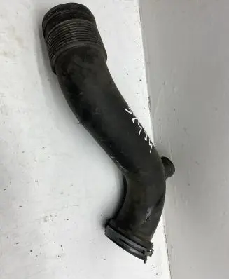 Audi A2 Air intake hose/pipe 8Z0129658E