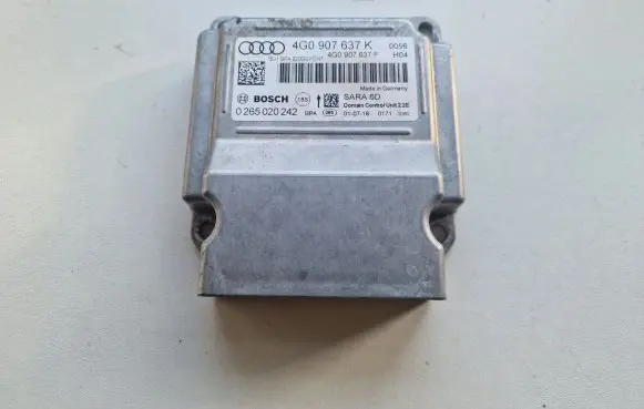 Audi A6 S6 C7 4G Gateway control module 4G0907637K