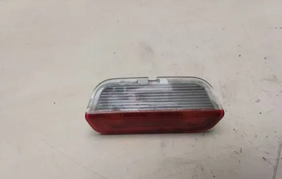 Volkswagen PASSAT B6 Front door interior light 1K0947411A JBE1501102