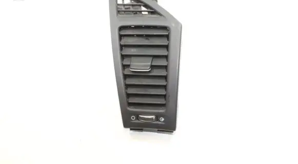 Hyundai i40 Dashboard air vent grill cover trim U09E52