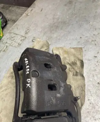 Renault Koleos II Front brake caliper