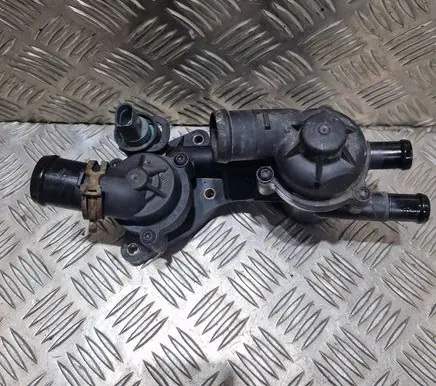 Seat Leon (1P) Thermostat/thermostat housing 03c121121d 03c121118d