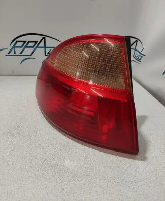 Toyota Avensis T220 Rear/tail lights 034NAI