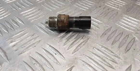 Nissan X-Trail T31 Reversing light switch sensor 
