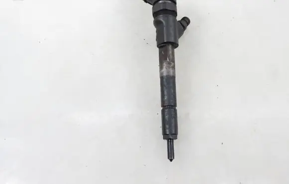 Toyota Yaris Fuel injector 2367033010 0445110085
