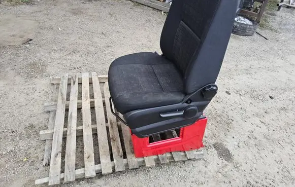 Mercedes-Benz Sprinter W906 Front driver seat 