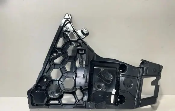 BMW X6 G06 Rear bumper mounting bracket 8085684
