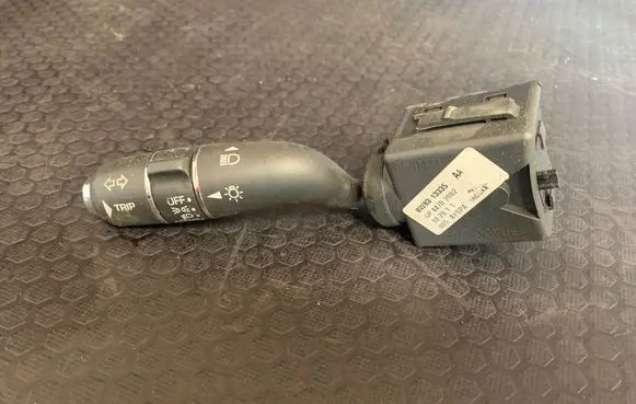 Jaguar XF X250 Indicator stalk GP44702002 8W8313335 102811