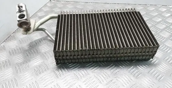 Mercedes-Benz E W211 Air conditioning (A/C) radiator (interior) A2118300158
