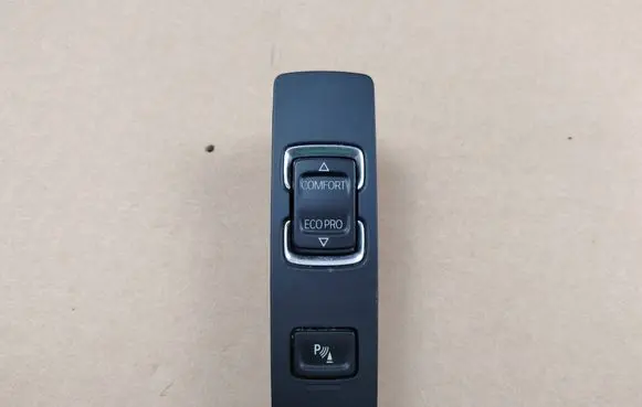 BMW i3 Parking (PDC) sensor switch 928051403