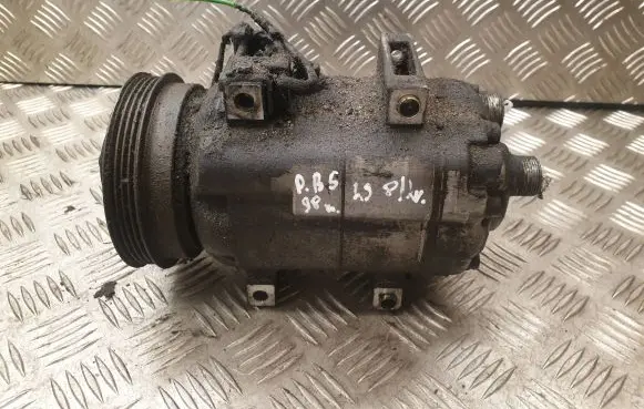 Volkswagen PASSAT B5 Air conditioning (A/C) compressor (pump)