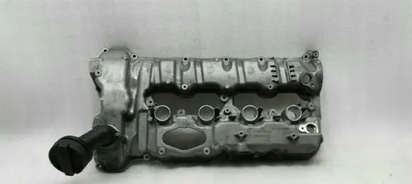 BMW 5 F10 F11 Rocker cam cover 7588545