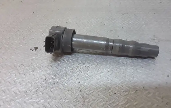 High voltage ignition coil
