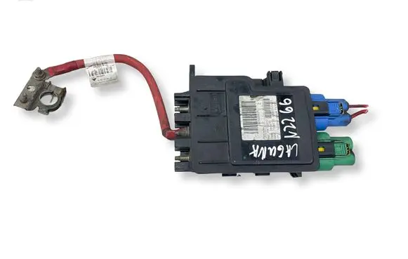 Renault Laguna III Power management control unit 243800002R PRT02010 09041023415