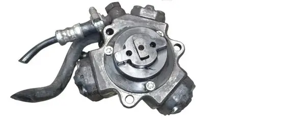 Opel Corsa D Fuel injection high pressure pump 0445010138