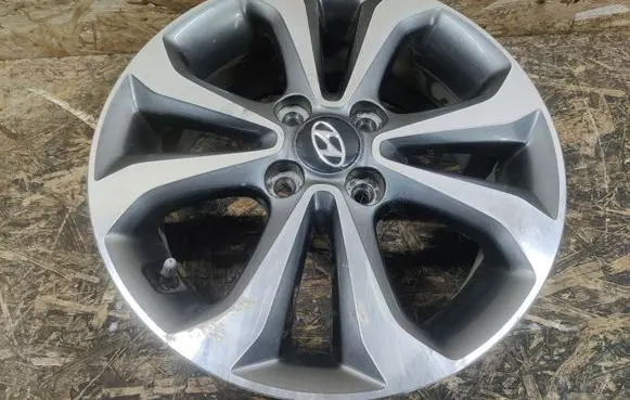 Hyundai i10 R15 alloy rim 52910B9300