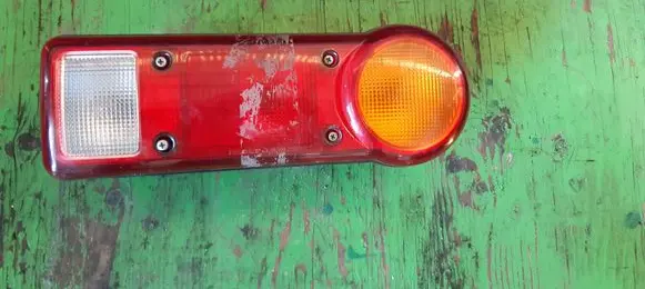 Hyundai H200 Rear/tail lights